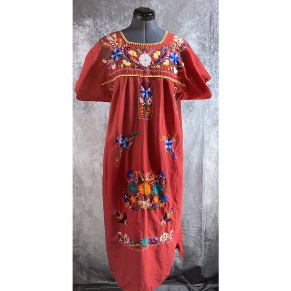Vintage 70s Black Mexican Embroidered Peasant Style Dress M - Picture 1 of 5